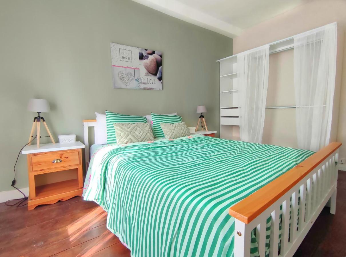 Number 22 - Le Dorat - Apartment 3 With Garden & Free Parking Bagian luar foto
